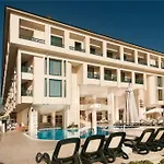 Hotel Golden Lotus
