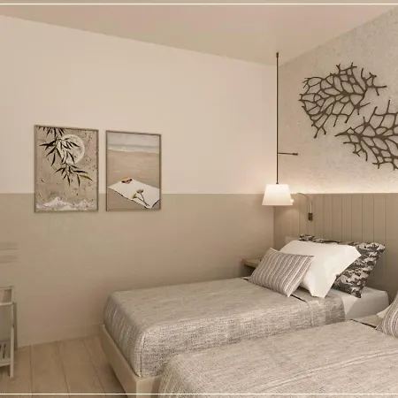 Golden Lotus Hotel 4*