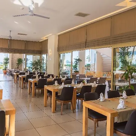 Hotel Golden Lotus 4*