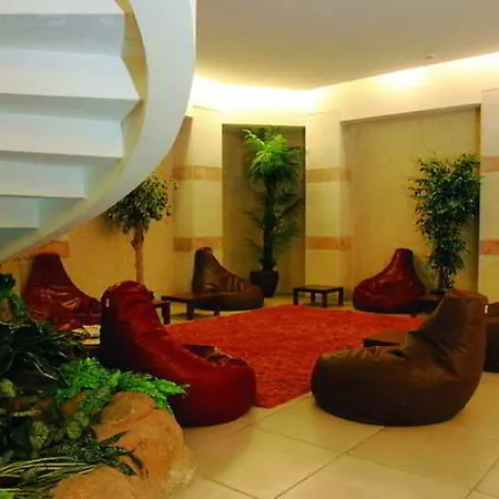 Otel Golden Lotus 4*