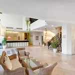 Golden Lotus Hotel 4*